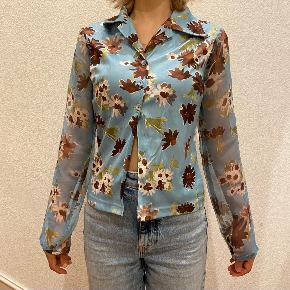 floral blouse